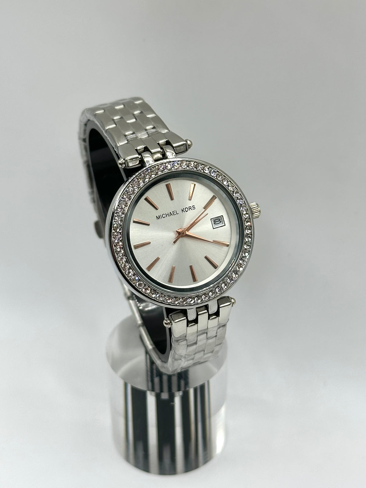 Montre Femme Michael Kors – Cadran Nacré & Lunette Strass