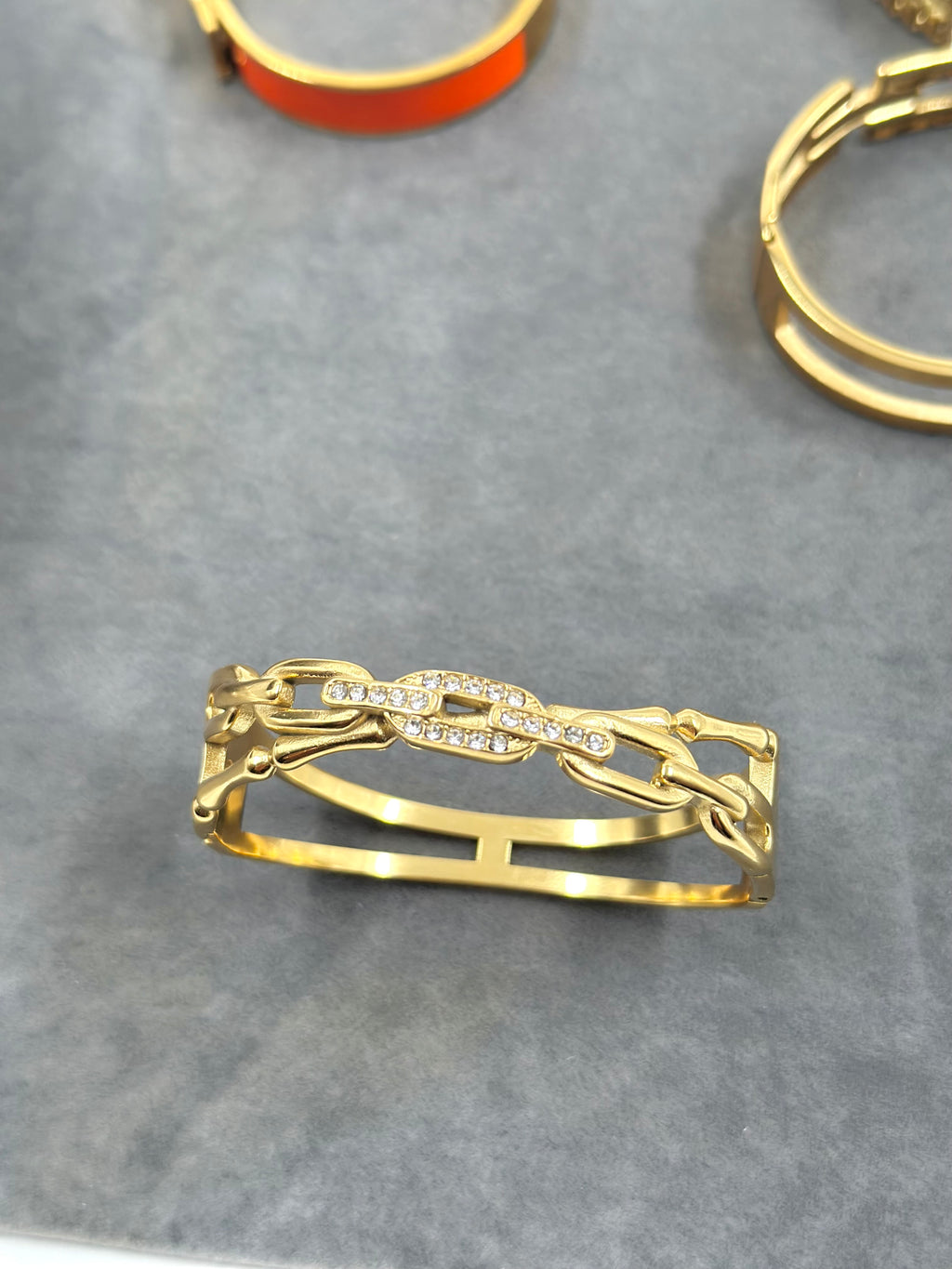 Bracelet Chaîne Luxe – Plaqué Or 18K & Zircons