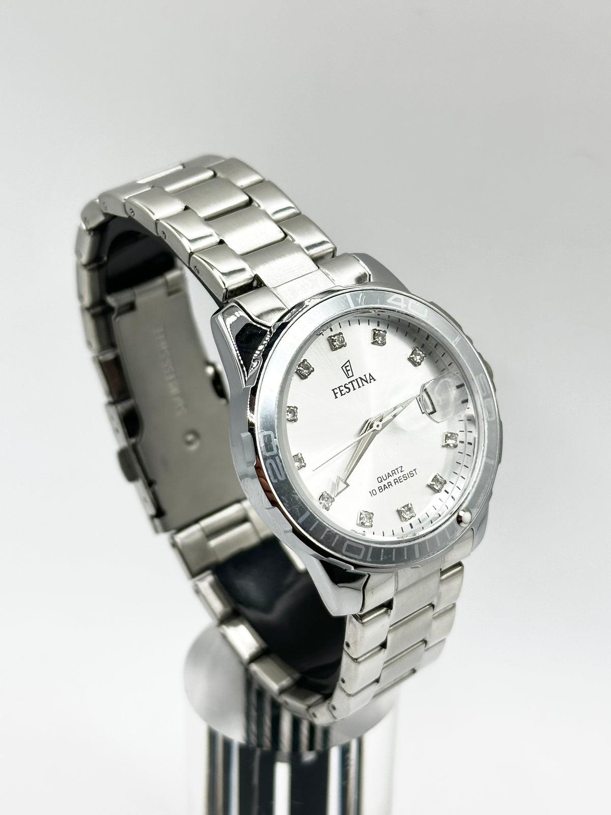 Montre Femme Festina Élégance Argentée – Cadran Blanc