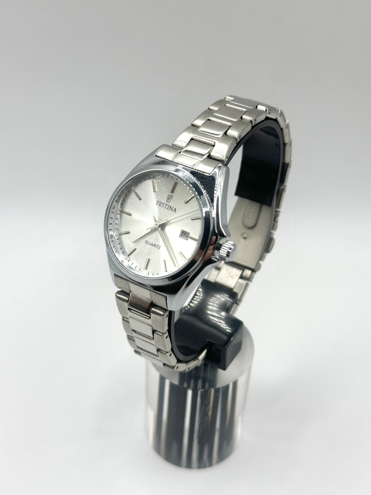 Festina Classic Lady – Montre Femme Argentée à Cadran Nacré